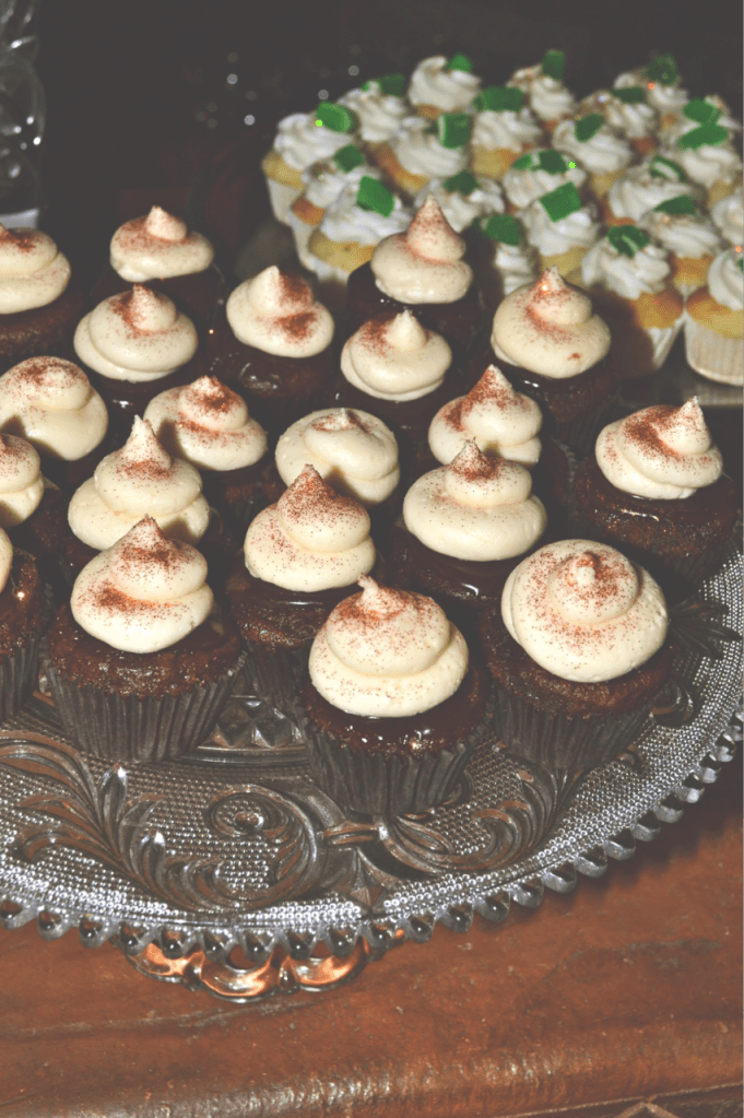 Yours Truly Cupcake Yours Truly Cupcake-Darcy Oliver Design