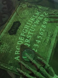 oiuja, board game-Darcy Oliver Design